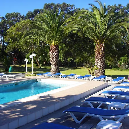 Rural A Coutada - Peniche 3* 阿通奎亚·达·巴利亚