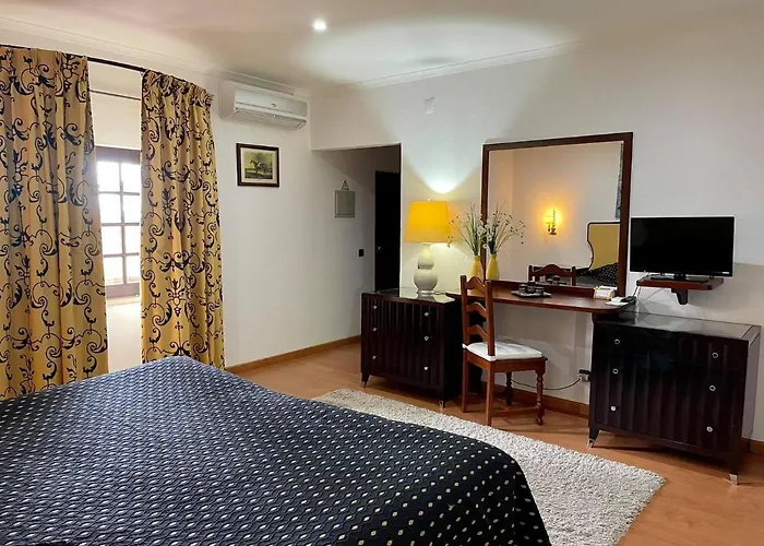 Rural A Coutada - Peniche Hotel 3*